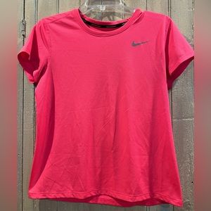Nike | Hot pink Running Shirt | Size Medium‎